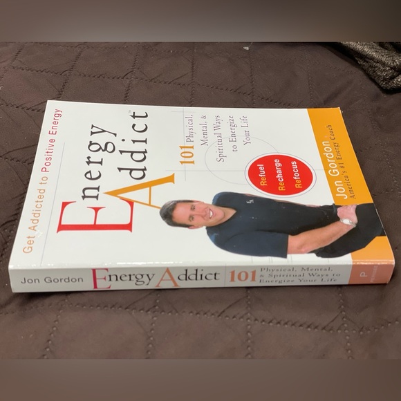 Energy Addict — Book by Jon Gordon - Picture 3 of 12